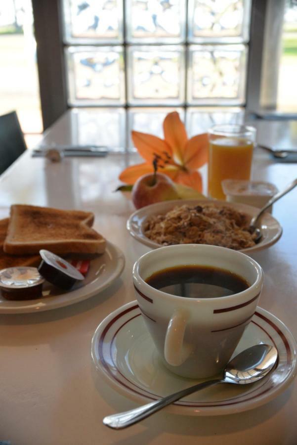 Ship Inn Motel Yarram Dış mekan fotoğraf